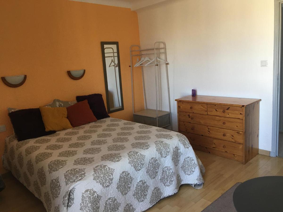 Grands Buffets Hebergement Appartement Narbonne Exterior photo